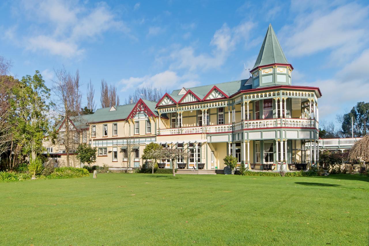 فندق بالميرستون نورثفي  Highden Manor Estate المظهر الخارجي الصورة