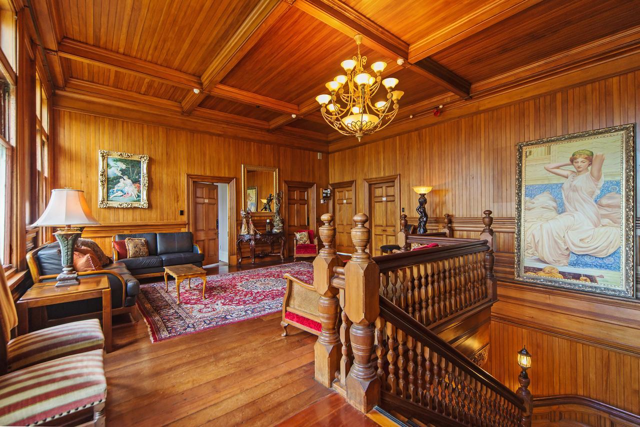 فندق بالميرستون نورثفي  Highden Manor Estate المظهر الخارجي الصورة
